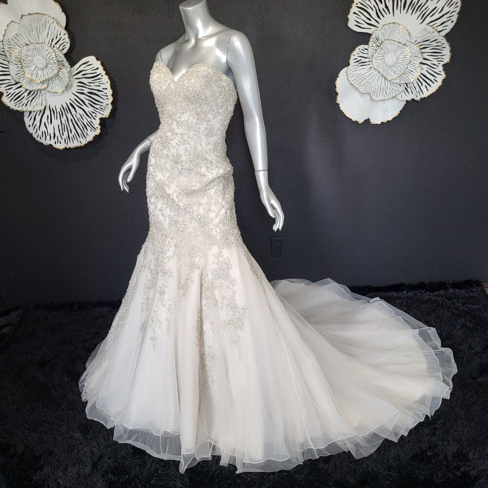 NWT~$3299~ALLURE BRIDAL~SZ 2/4~CHAMPAGNE STRAPLESS FIT & FLARE WEDDING DRESS